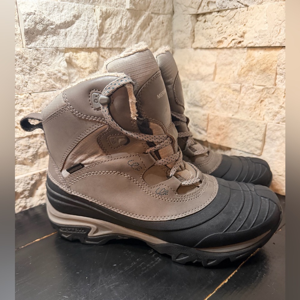 Merrell Snowbound Mid Waterproof Winter Opti-Warm Hiking Boot Charcoal Women’s 7